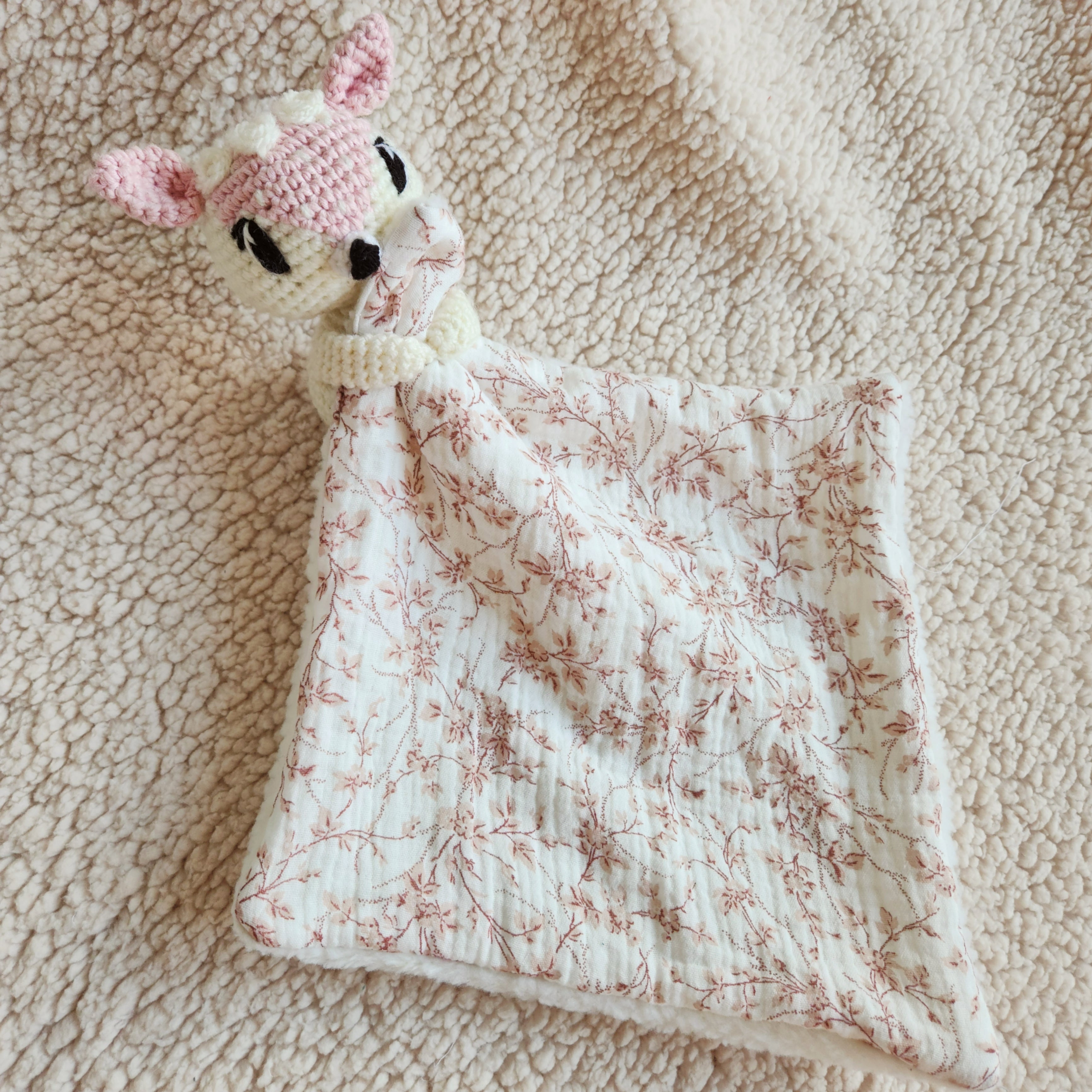 Doudou Câlin Huguette la Bichette